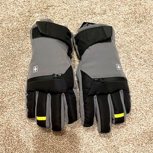 Swiss Tech Boys Hybrid Ski Gloves | Black & Gray | Water-resistant